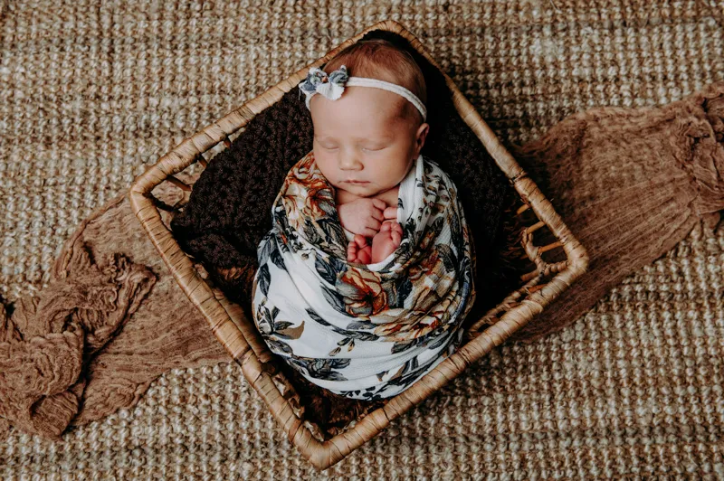 newborn_website_2022_47_DSC8881_Milou_nb